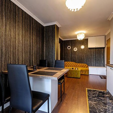 Feeling Home Apartment Арад Екстериор снимка