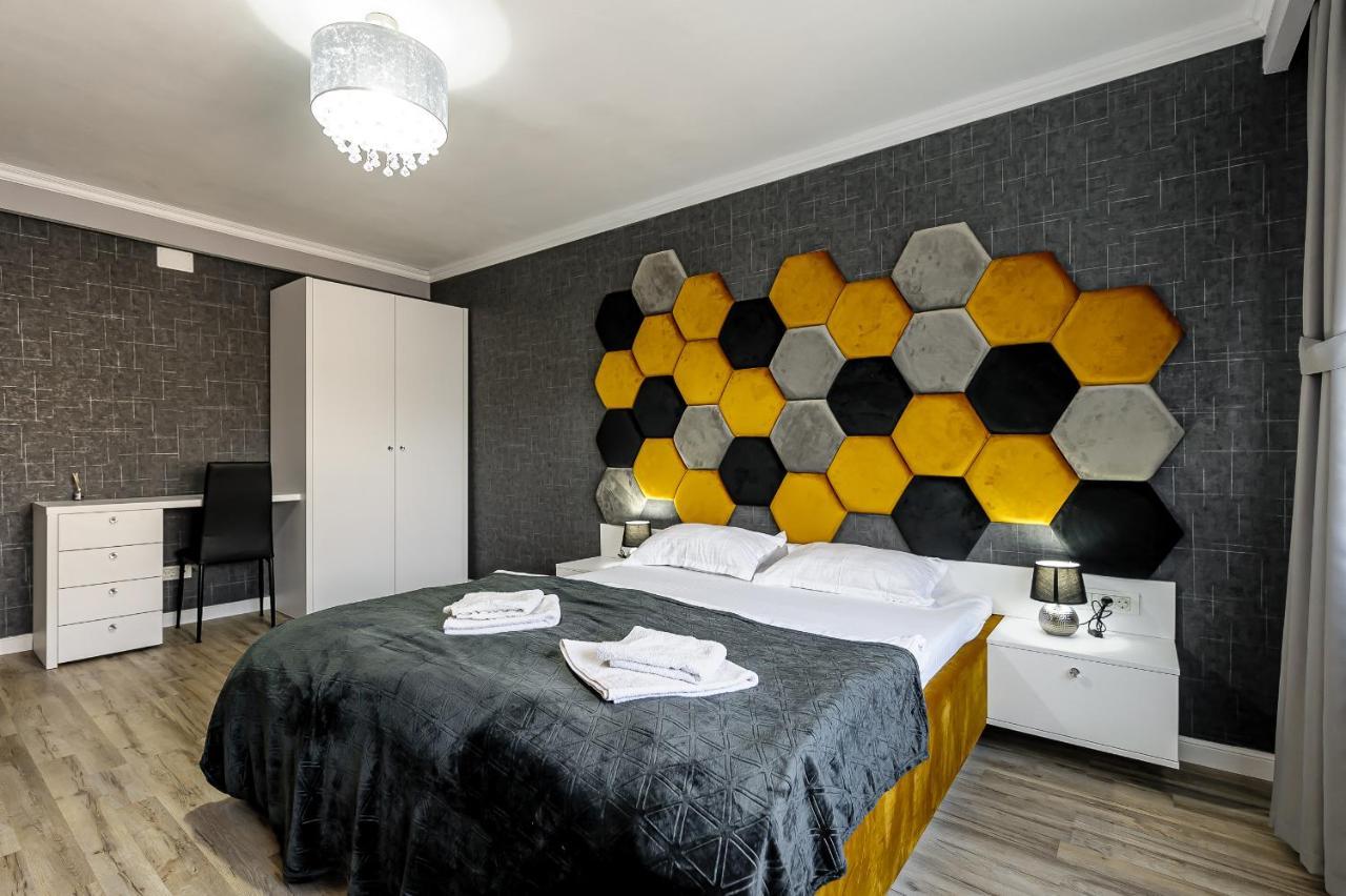 Feeling Home Apartment Арад Екстериор снимка