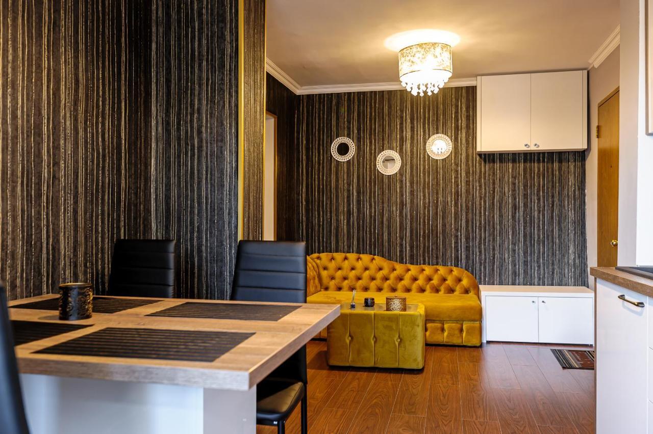 Feeling Home Apartment Арад Екстериор снимка